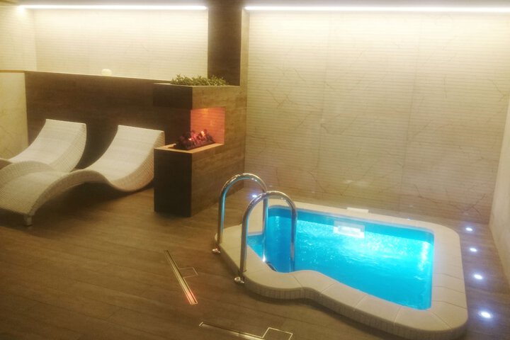 Relaxing Spa