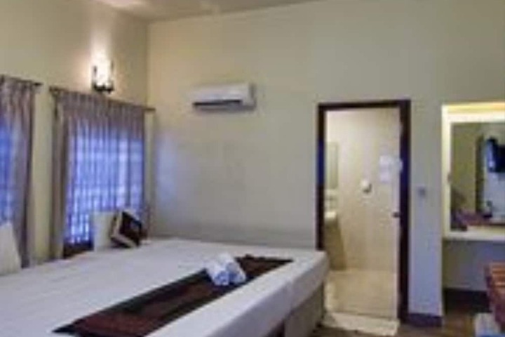 Room 5 of 29