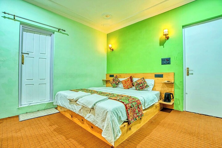Hotel Anjeer villa Srinagar