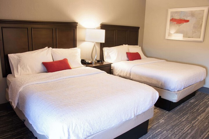 Room 21 of 40