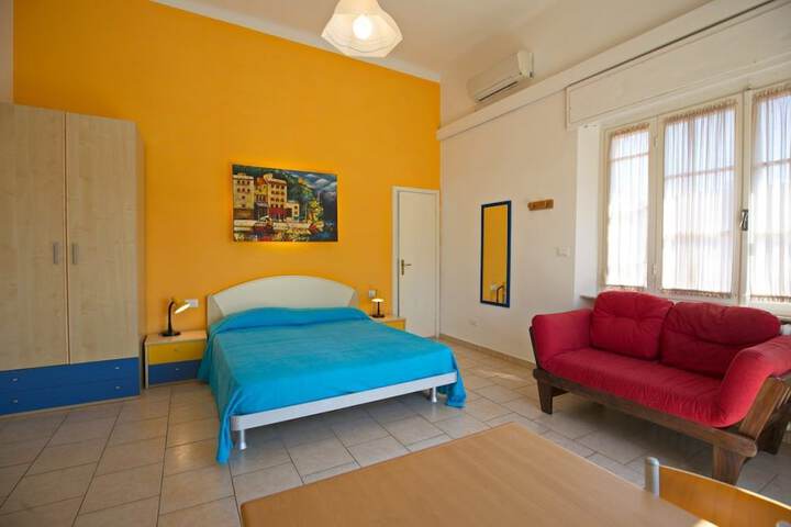 Room 9 of 65