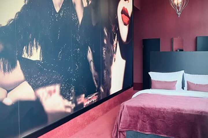 Room 69 of 100