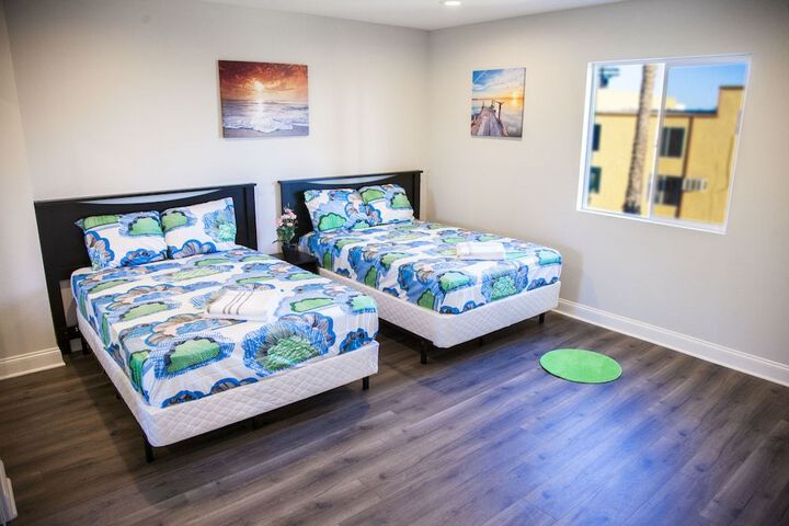 Room 8 of 23
