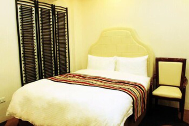 Room 22 of 35