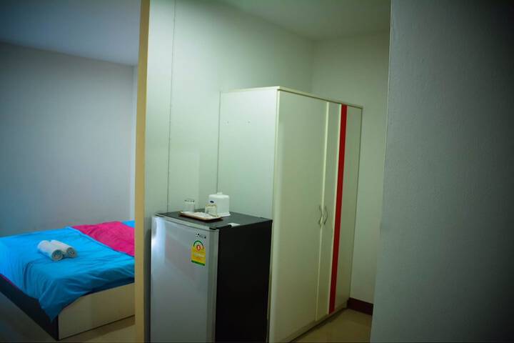 Room 12 of 24