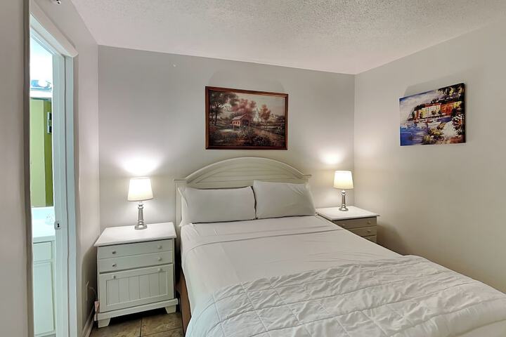 Room 16 of 71