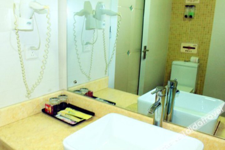 General 1 of 4