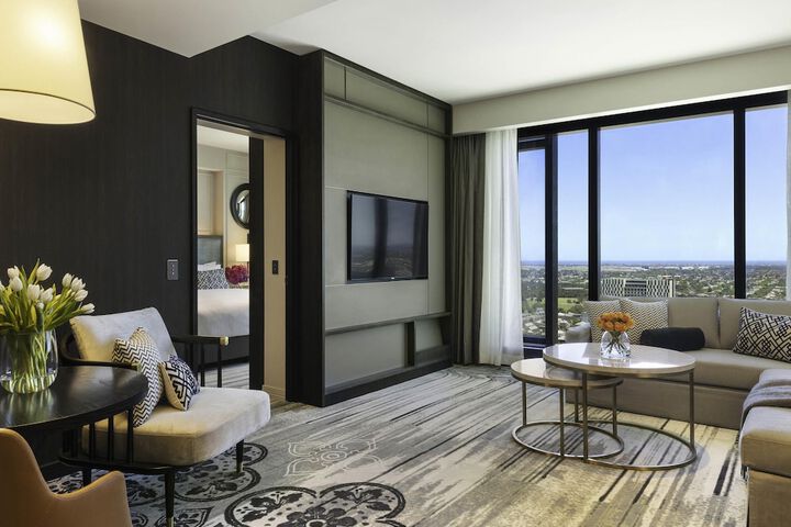 Room 35 of 122