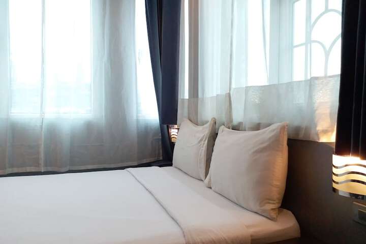 Room 32 of 91