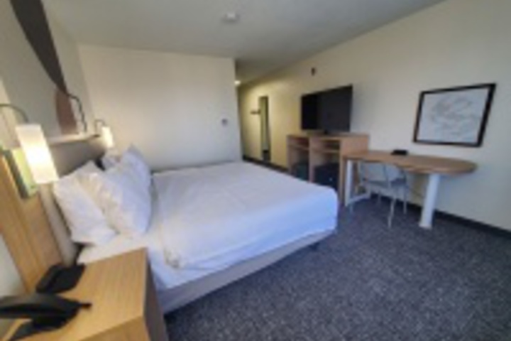 Room 90 of 336