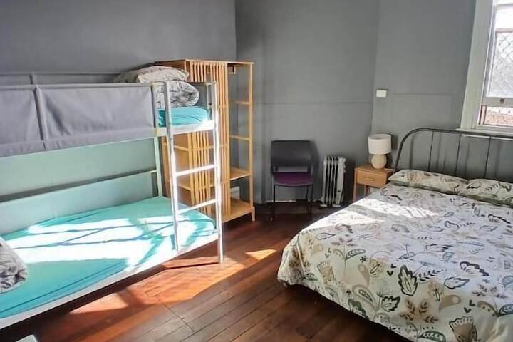 Room 18 of 52