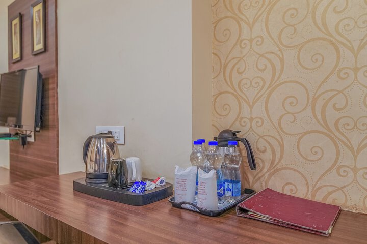 Breakfast/Coffee Service 98 of 167