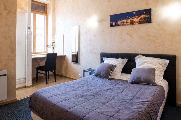 Room 6 of 21