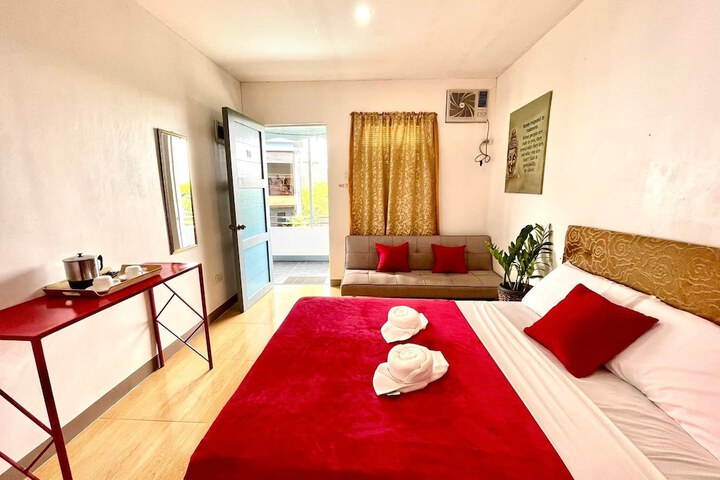 Room 8 of 63