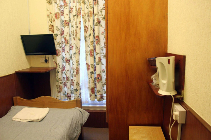 Photo 3
