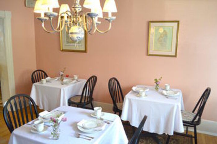 Breakfast/Coffee Service 3 of 14