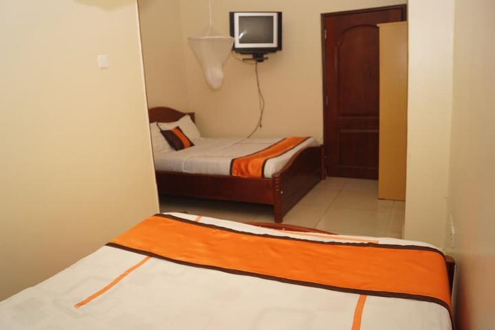 Room 15 of 31