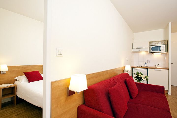 Room 14 of 23