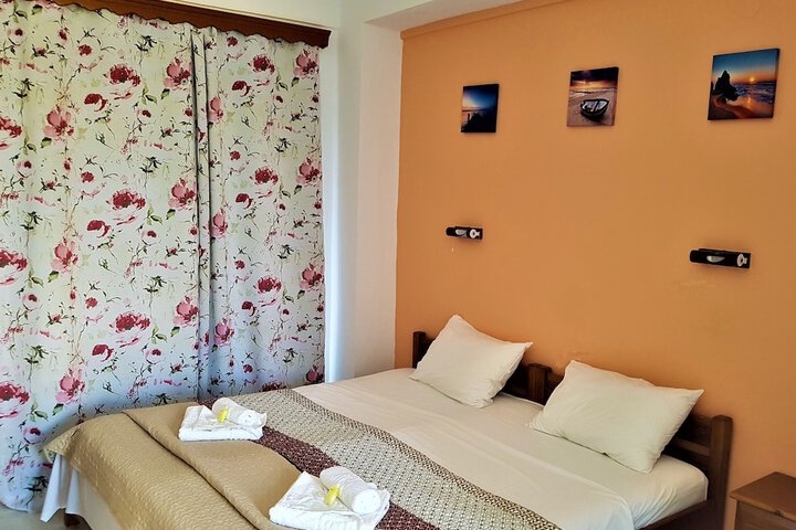 Room 17 of 53