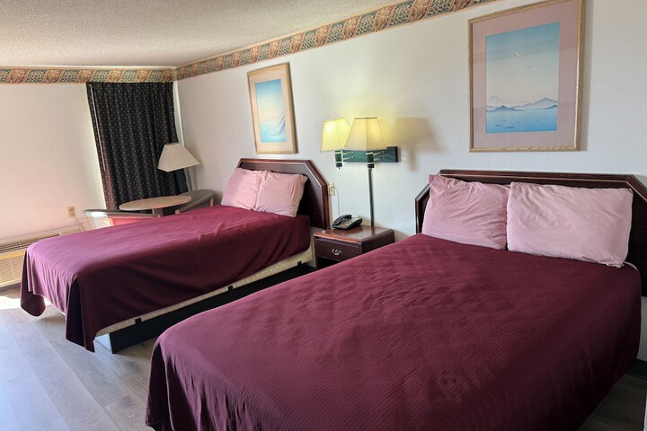 Room 12 of 30