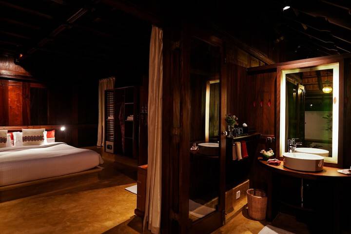 Room 10 of 23