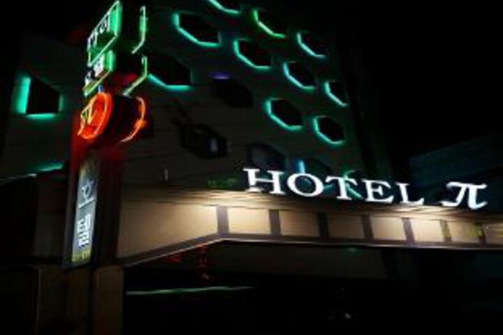 Hotel 6 of 23