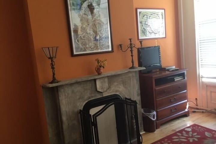 Room 9 of 24