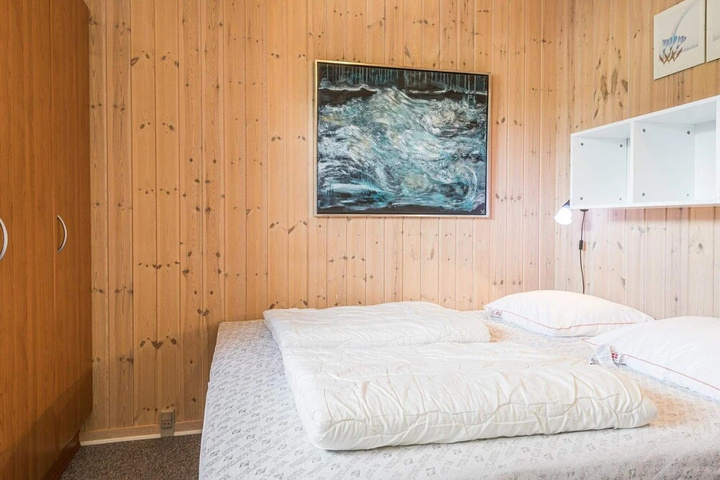 Room 3 of 17