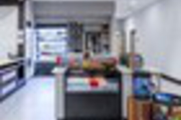 Snack bar