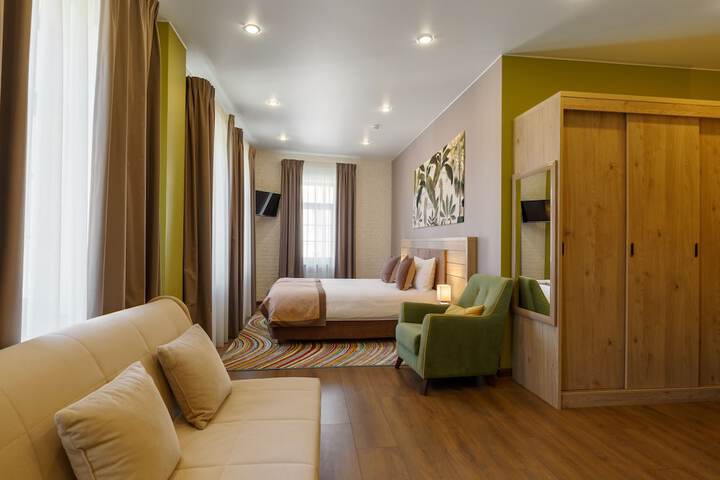 Room 53 of 89