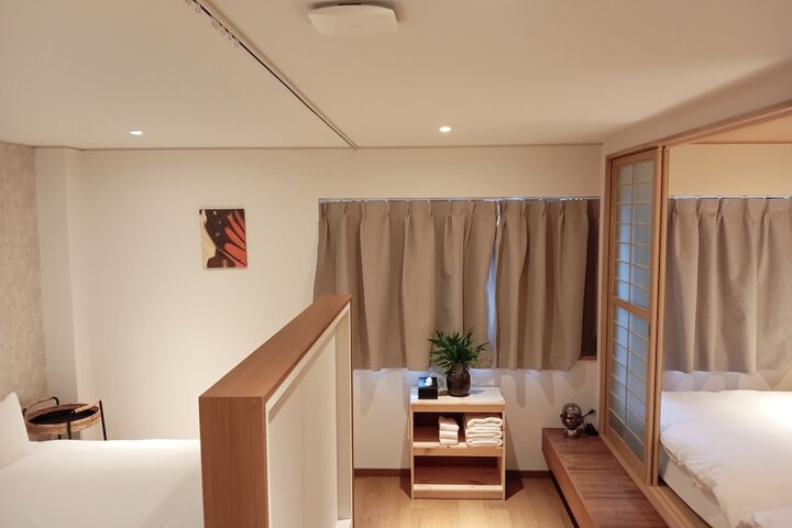 Room 73 of 149