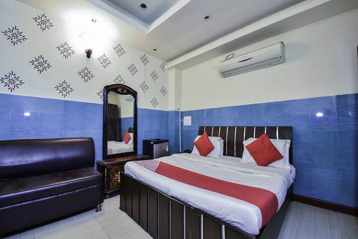 Room 15 of 21