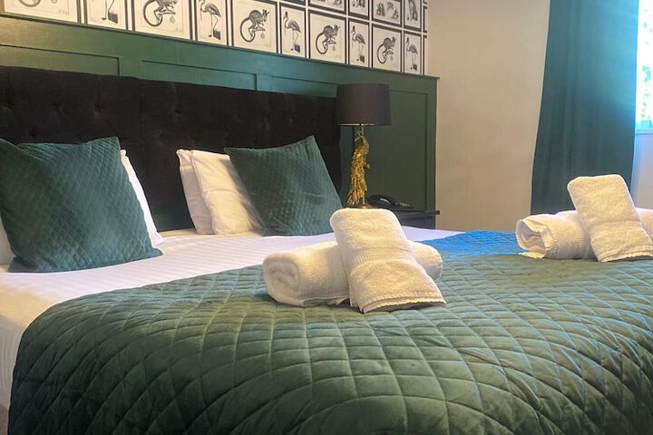 Room 31 of 100