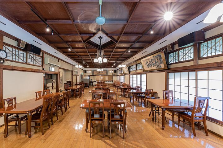 Dining Photos