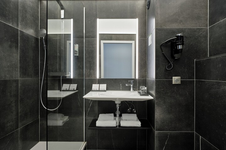 Bath Interior