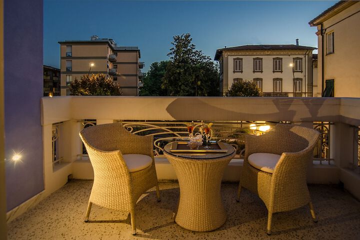 Terrace/Patio 13 of 42