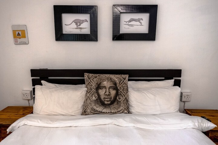 Room 15 of 79