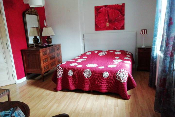Room 8 of 49