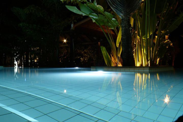 Pool 50 of 79