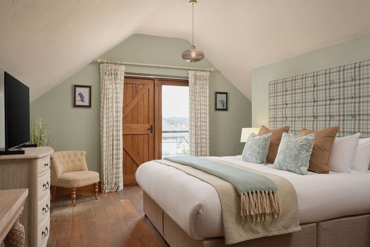 Room 9 of 26