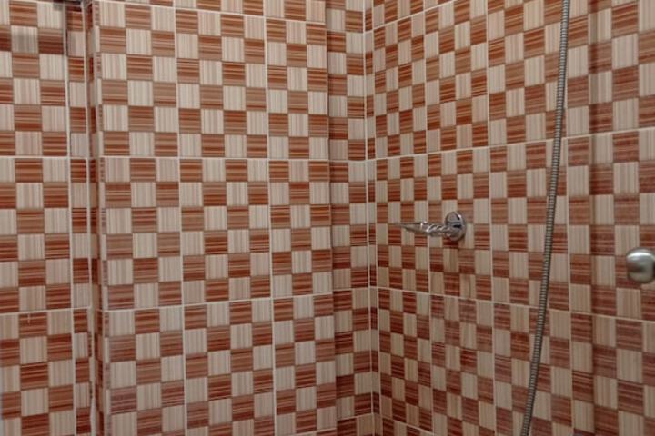 Room 37 of 38