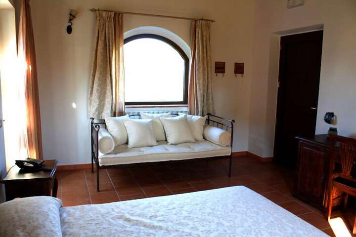 Room 46 of 161