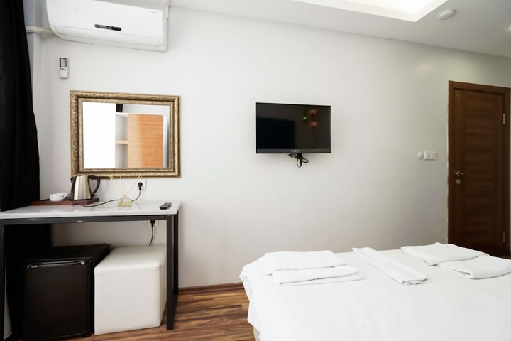 Room 7 of 41