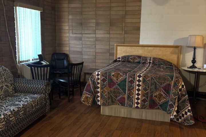 Room 2 of 12