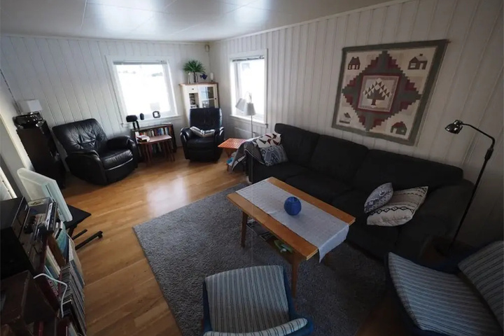 Room 3 of 13