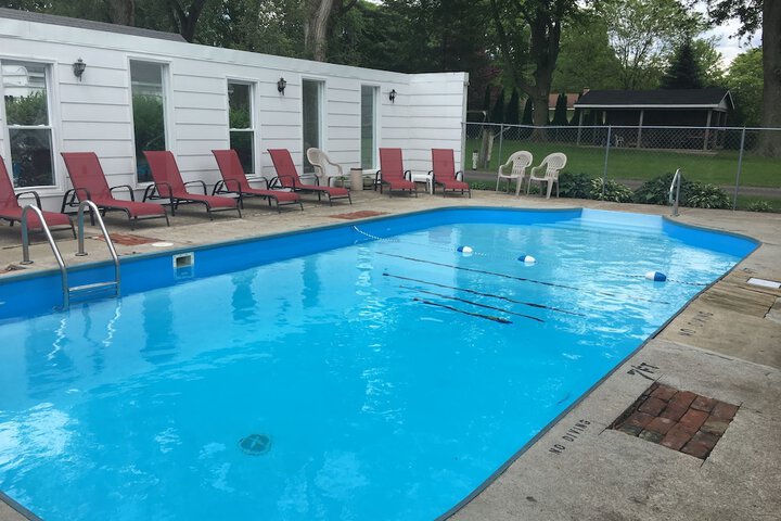 Pool 97 of 104
