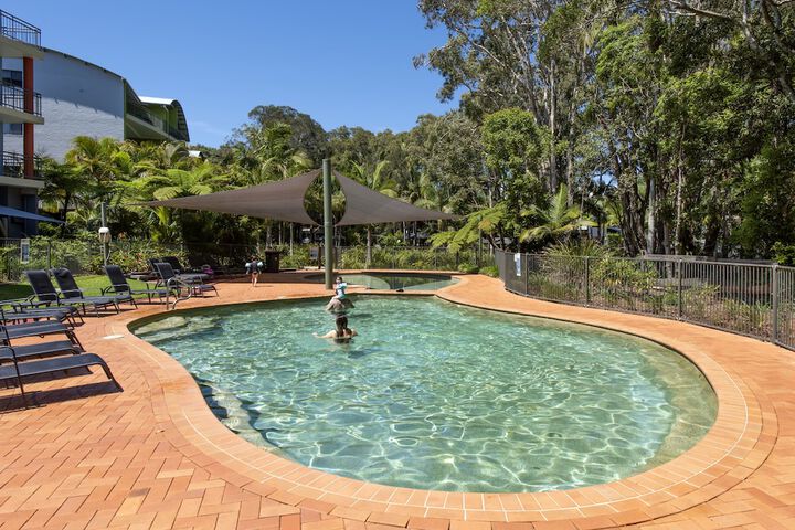 Pools & Facilities