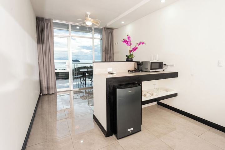 Room 20 of 136