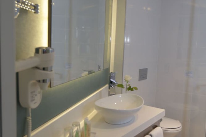 Bathroom Interior Photo