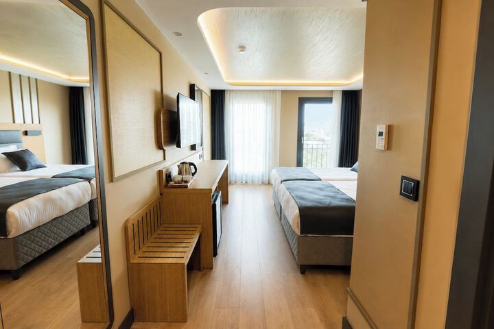Room 41 of 72
